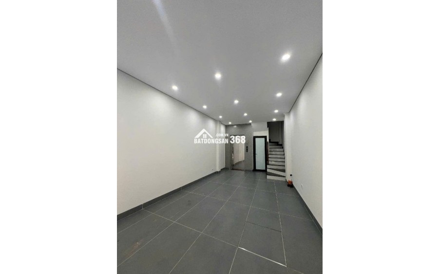 BÁN NHÀ THẠCH BÀN LONG BIÊN – 39M – 6 TẦNG – THANG MÁY – GARA Ô TÔ – 12,2 TỶ – NHÀ ĐẸP Ở NGAY